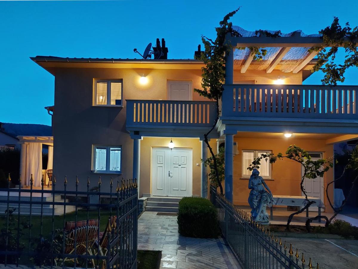 Villa Schober Baška Esterno foto